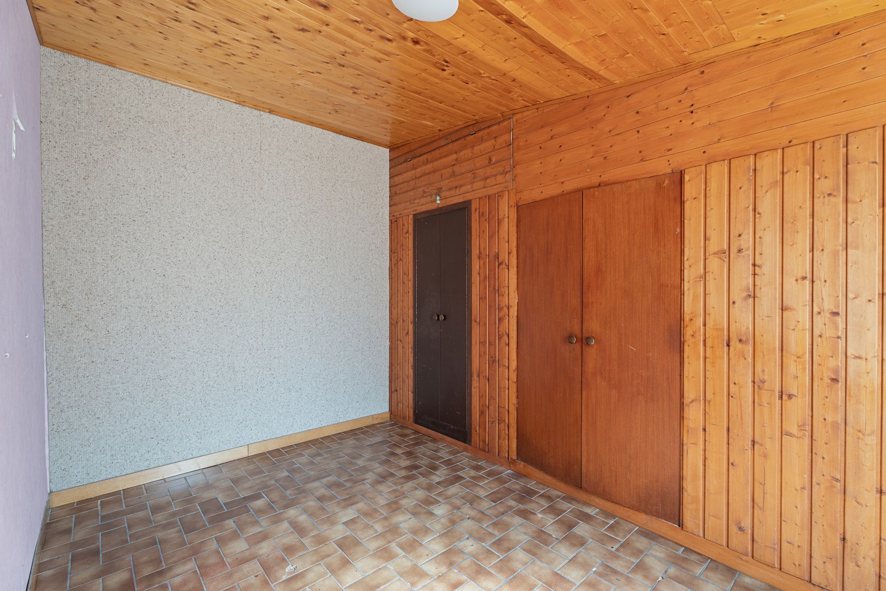 Woning met veel potentieel in Oostrozebeke foto 8