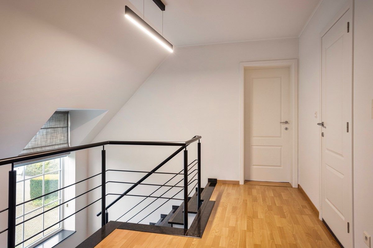 Villa met bedrijfsruimtes en magazijn – De perfecte combinatie foto 13
