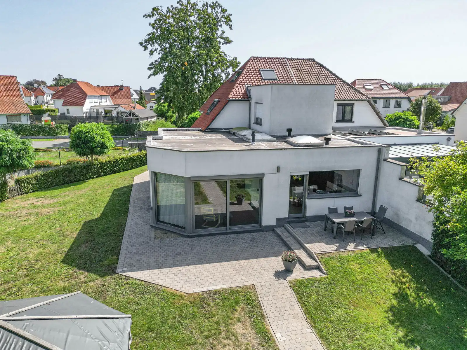 Knap gerenoveerde HOB- woning op toplocatie te Londerzeel. foto 31