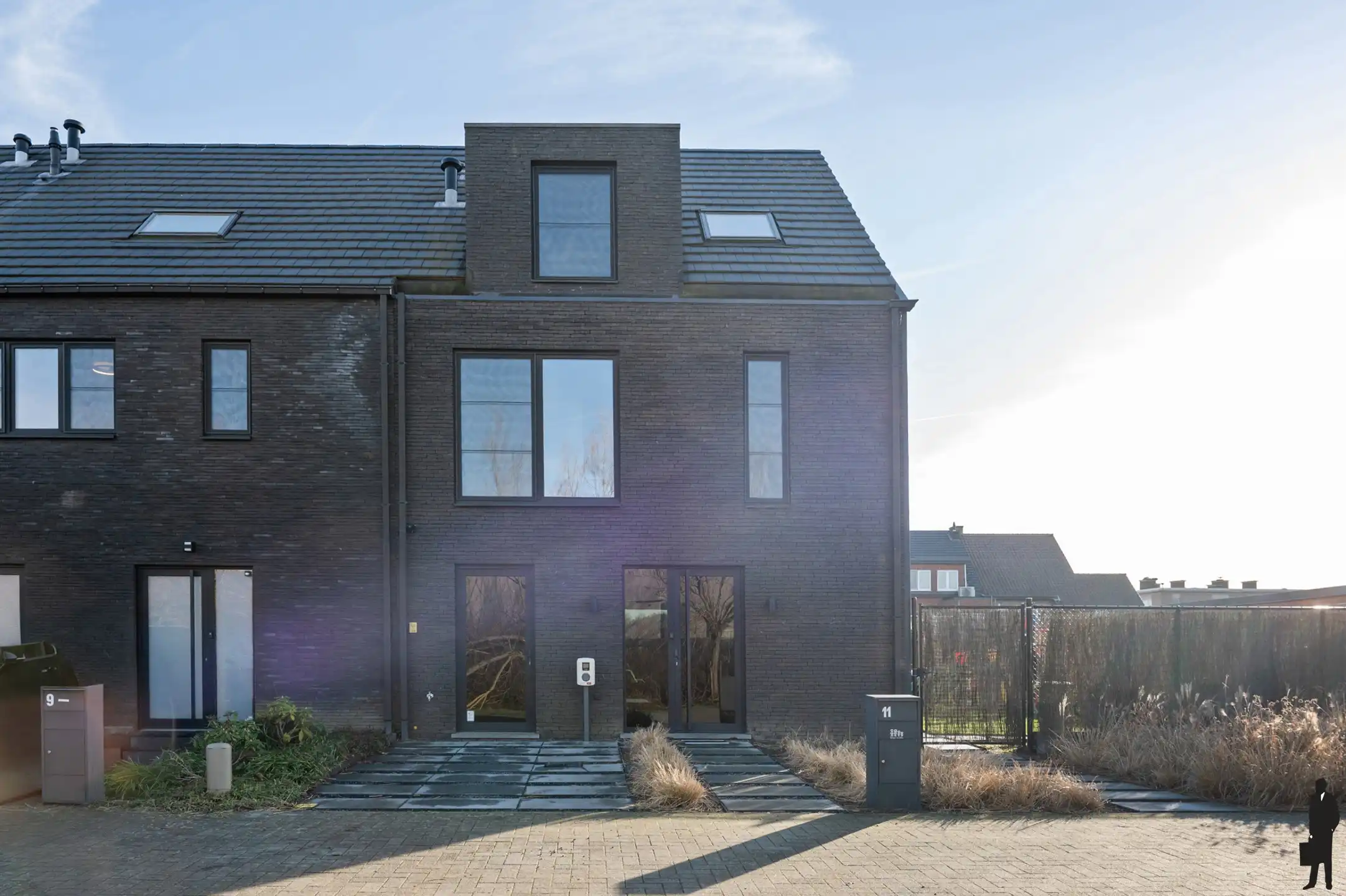 Instapklare woning met 3-4 slaapkamers en zuid tuin foto 2