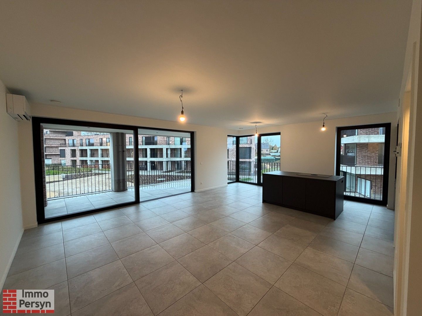 Nieuwbouw appartement te huur met vlotte verbinding foto 2