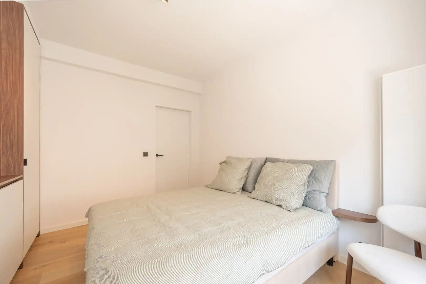 Volledig gerenoveerd appartement met FRONTAAL ZEEZICHT foto 17