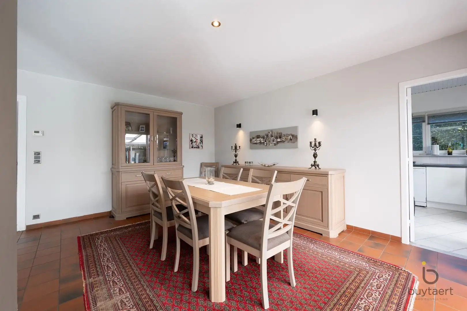 Aangenaam GELIJKVLOERS landhuis in een fijne en groene omgeving! foto 12