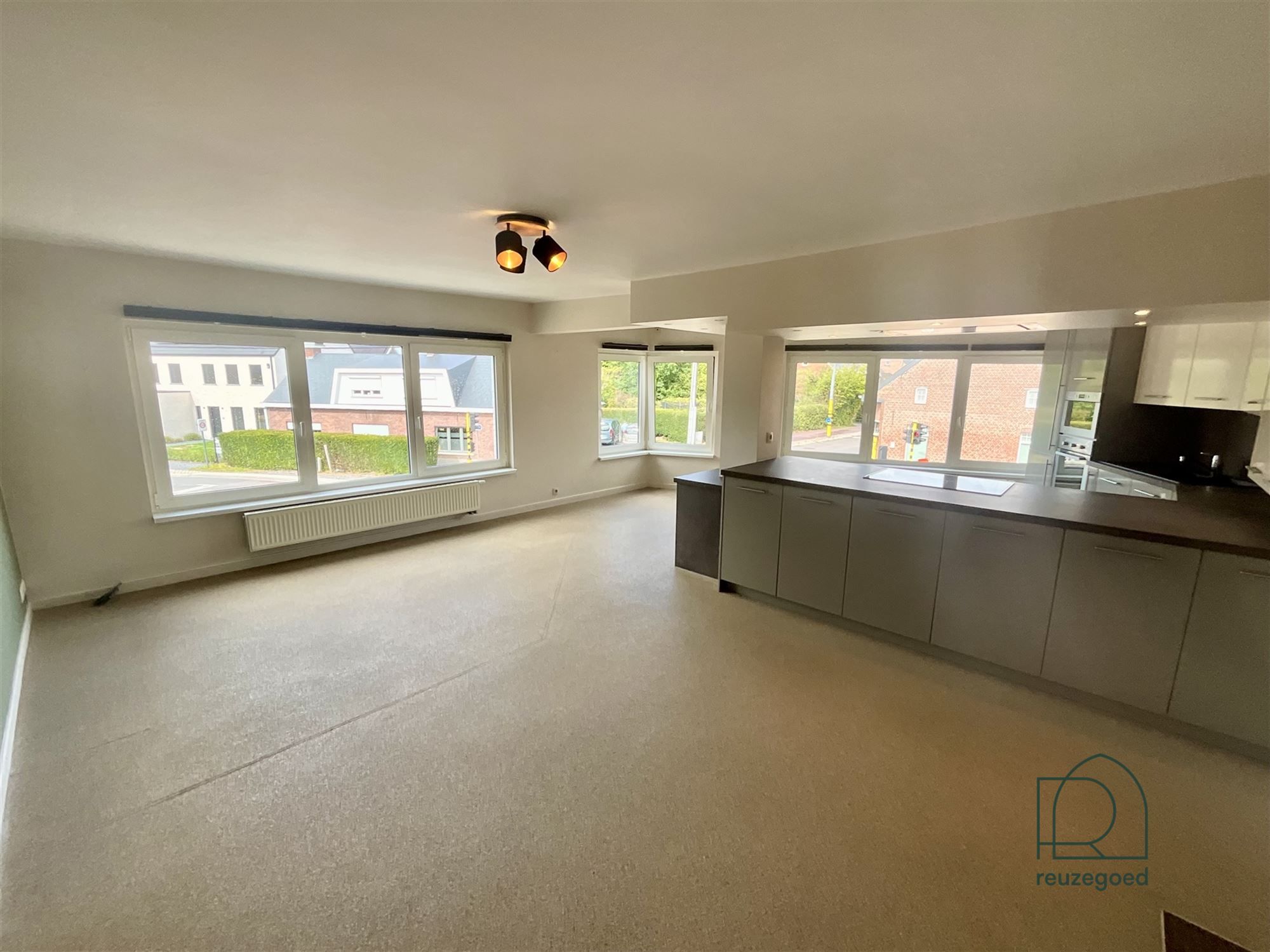 Ruim en instapklaar appartement met 1 slaapkamer te Rijmenam foto 2
