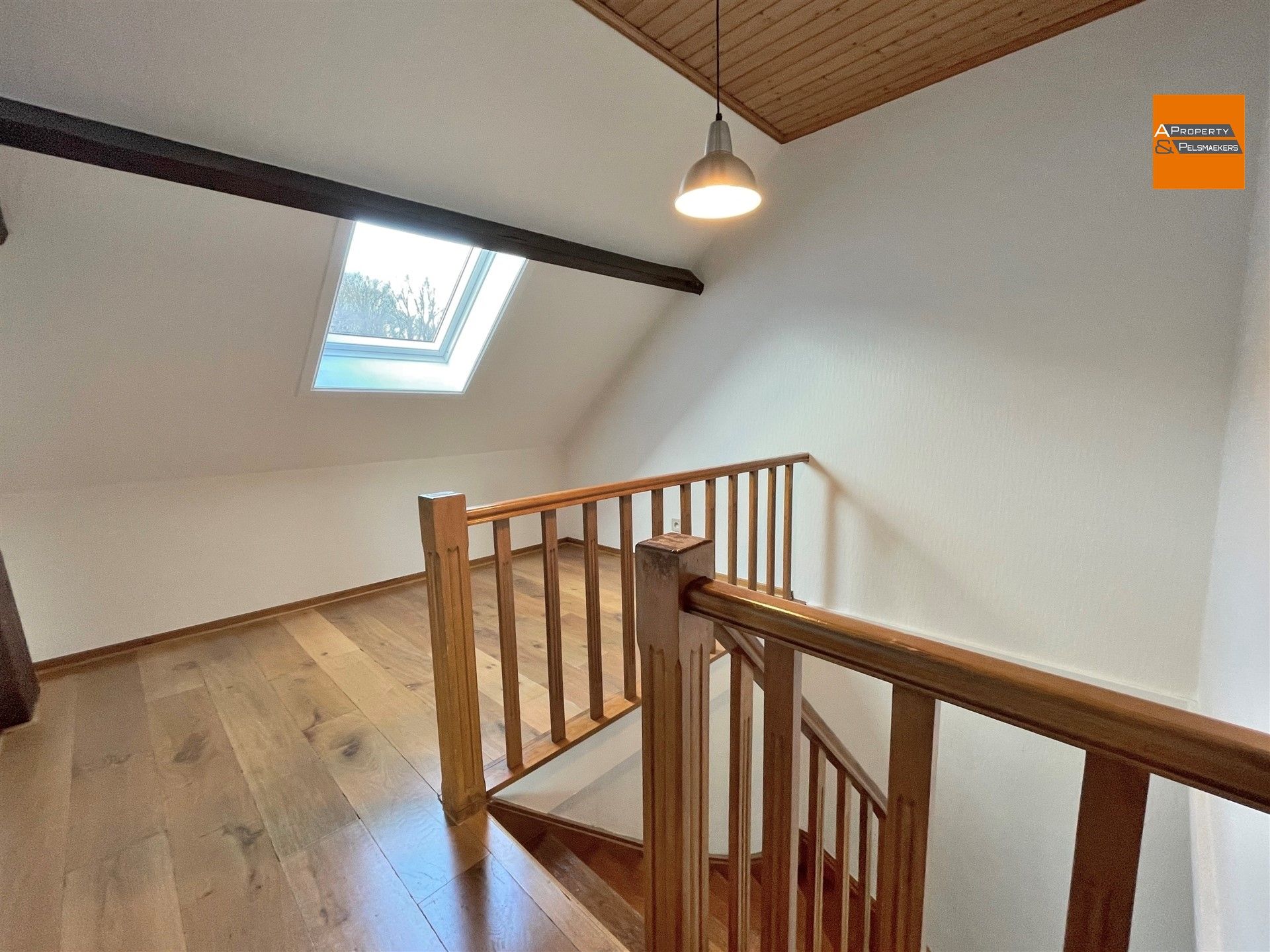 Duplex met 2 slpk en terras in rustige omgeving foto 8