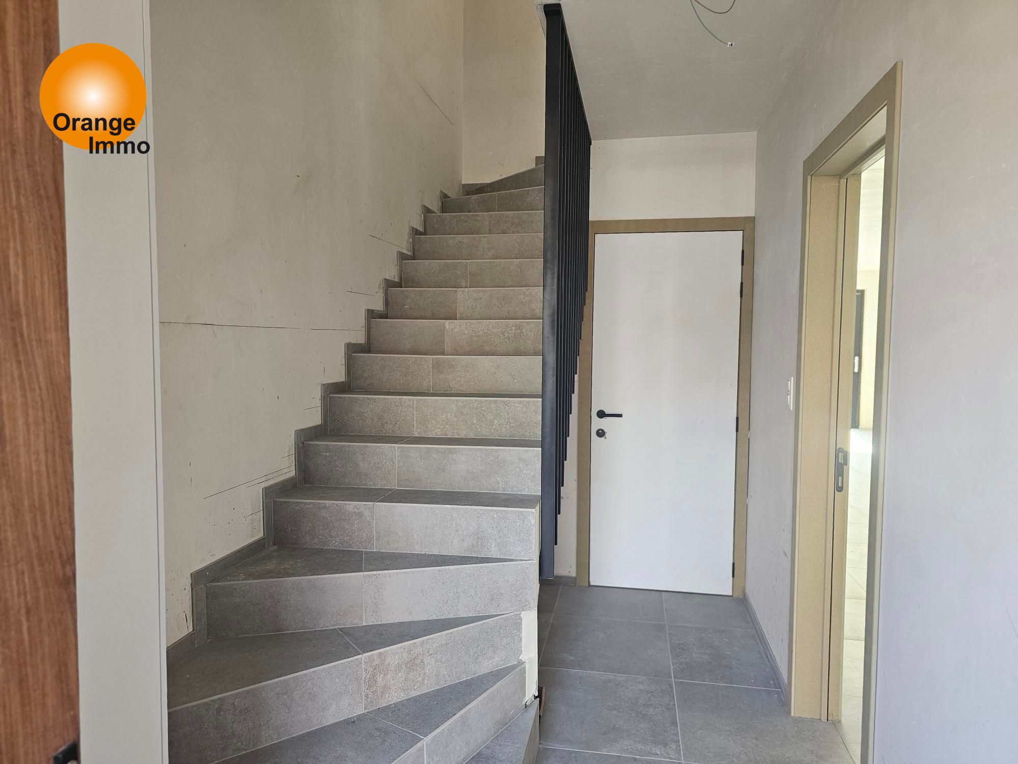 Duurzame nieuwbouw BEN-woning met 4 slaapkamers rustig gelegen in het pittoreske Vucht. Vlotte verbinding naar de autostrade richting A’pen/Brussel/Nl. foto 2
