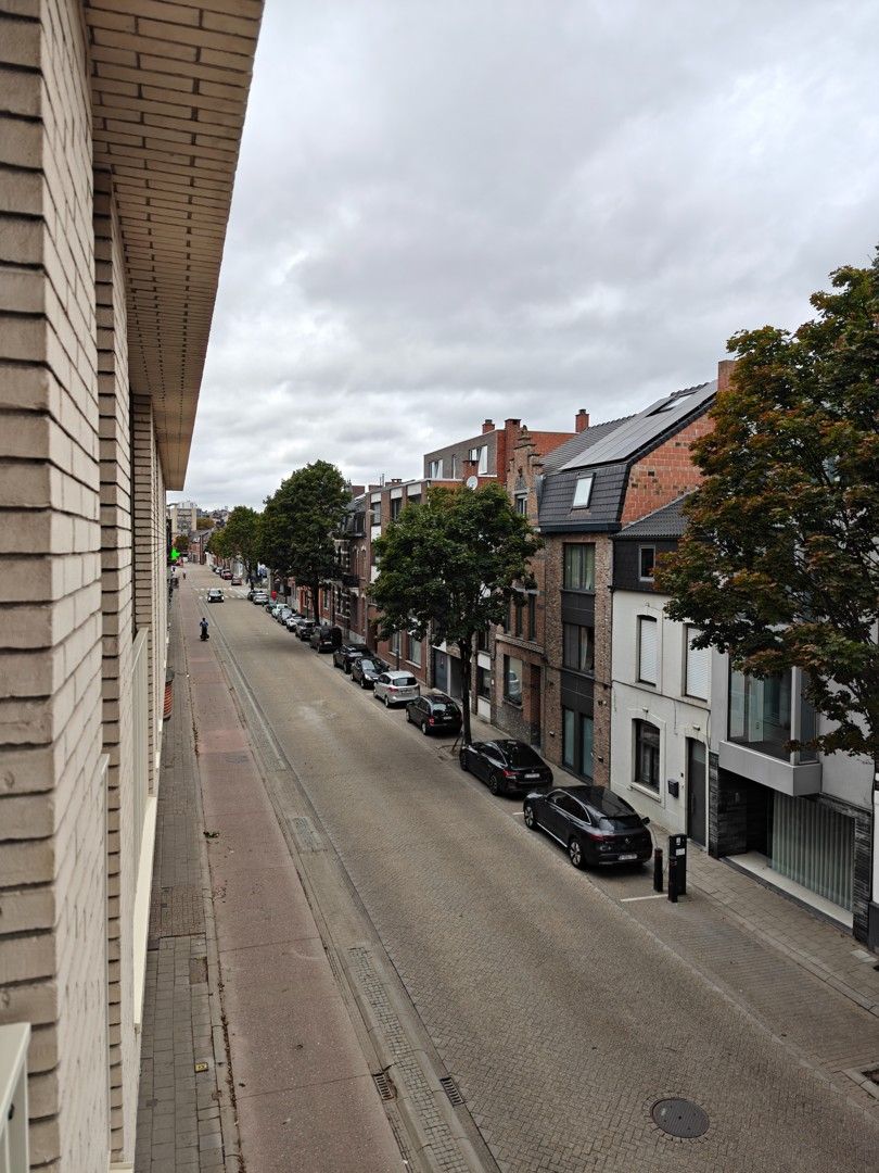 Te huur: Ruim 2-slaapkamerappartement foto 4