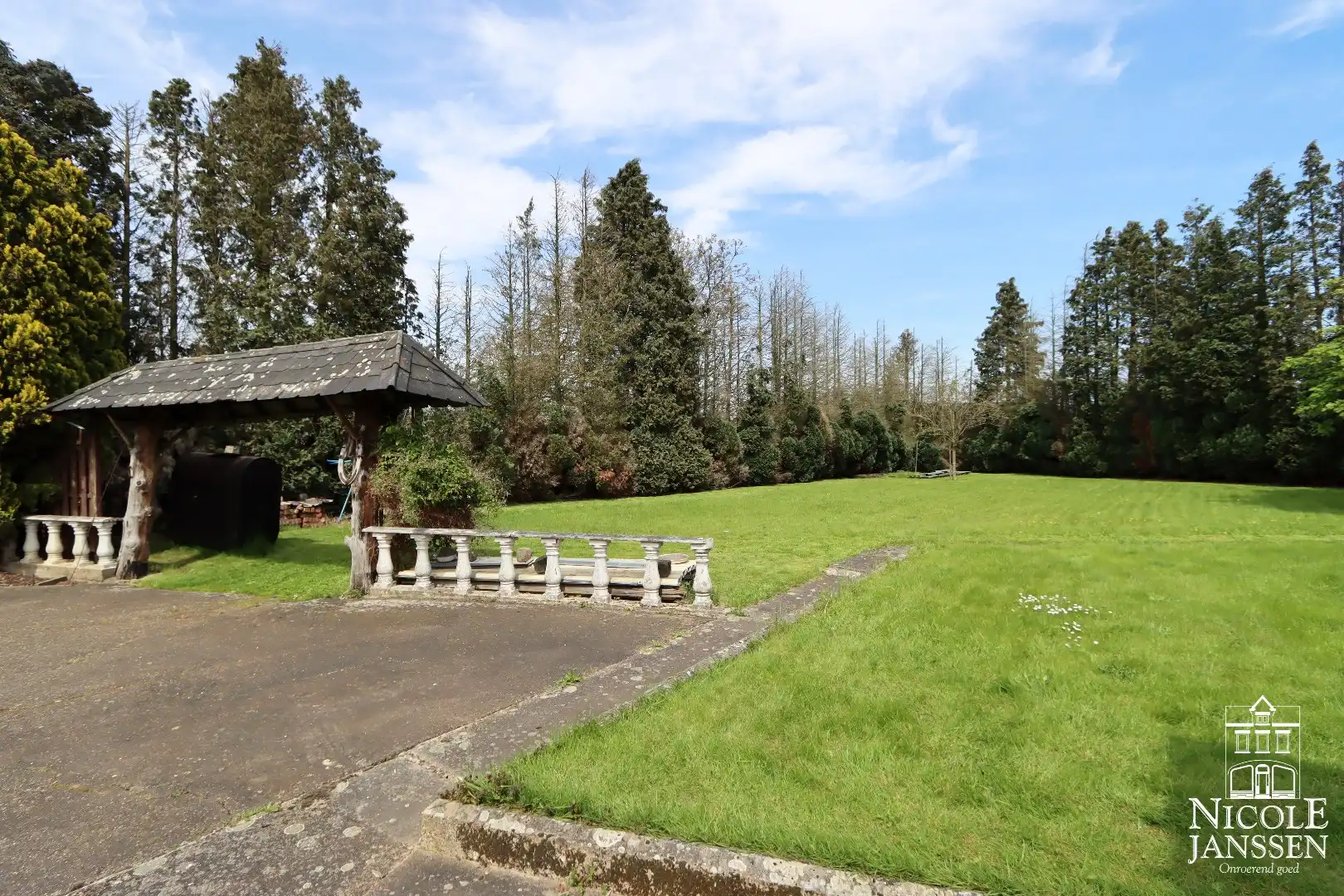 Gelijkvloerse gezinswoning met drie slaapkamers, grote kelder en ruime tuin foto 17