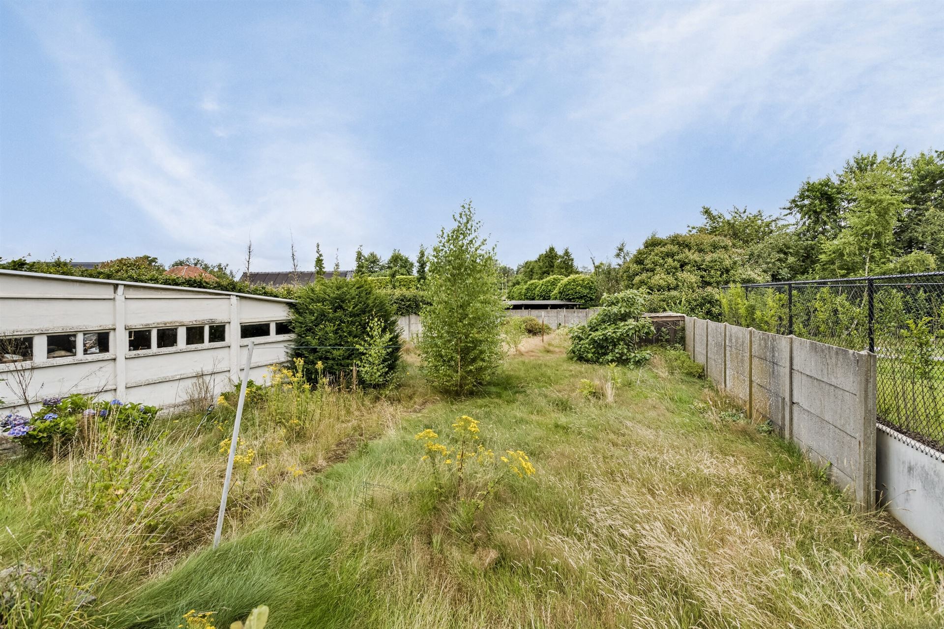 Te renoveren woning met 3 slaapkamers op centrale locatie foto 22