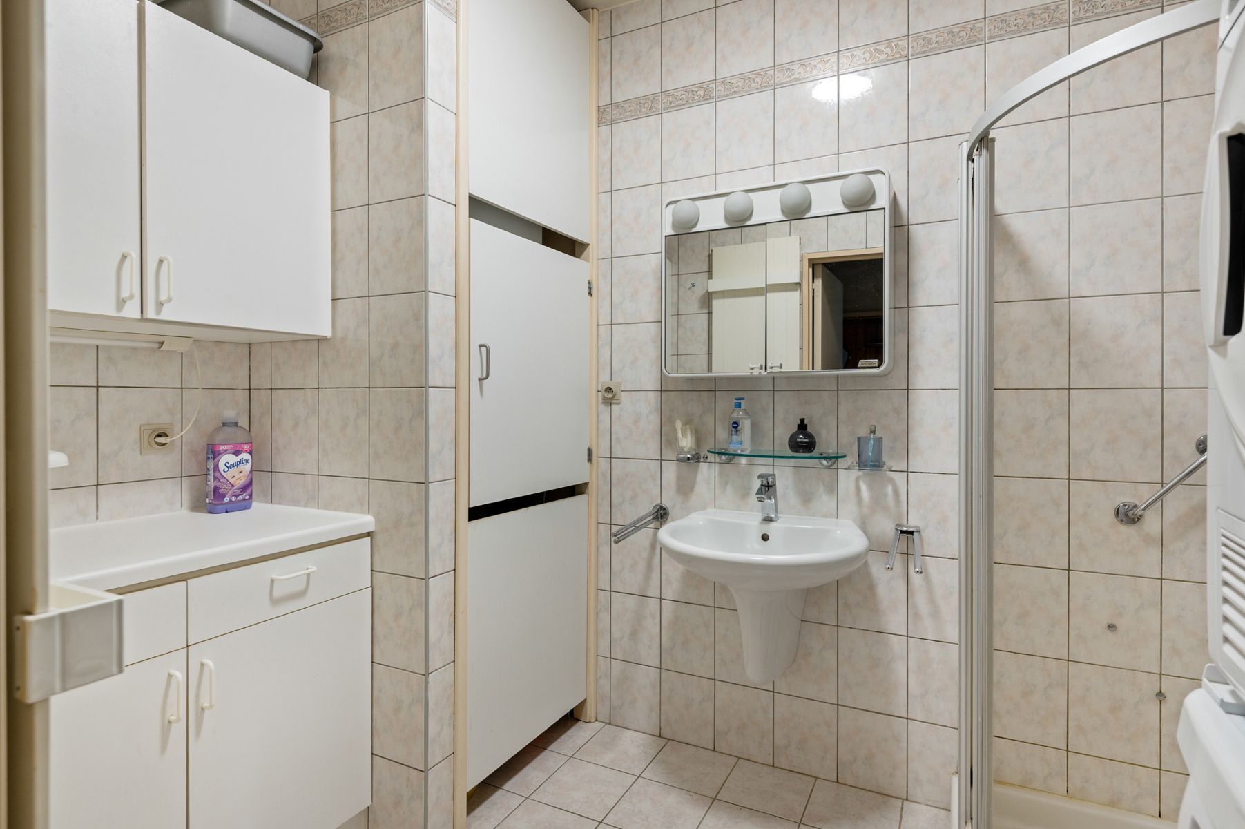 Gelijkvloers, 2 slaapkamers & tuin – ideaal wonen! foto 13