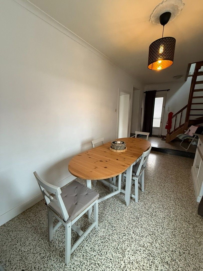 Woning met 1 ruime slaapkamer te Vliermaal. foto 3