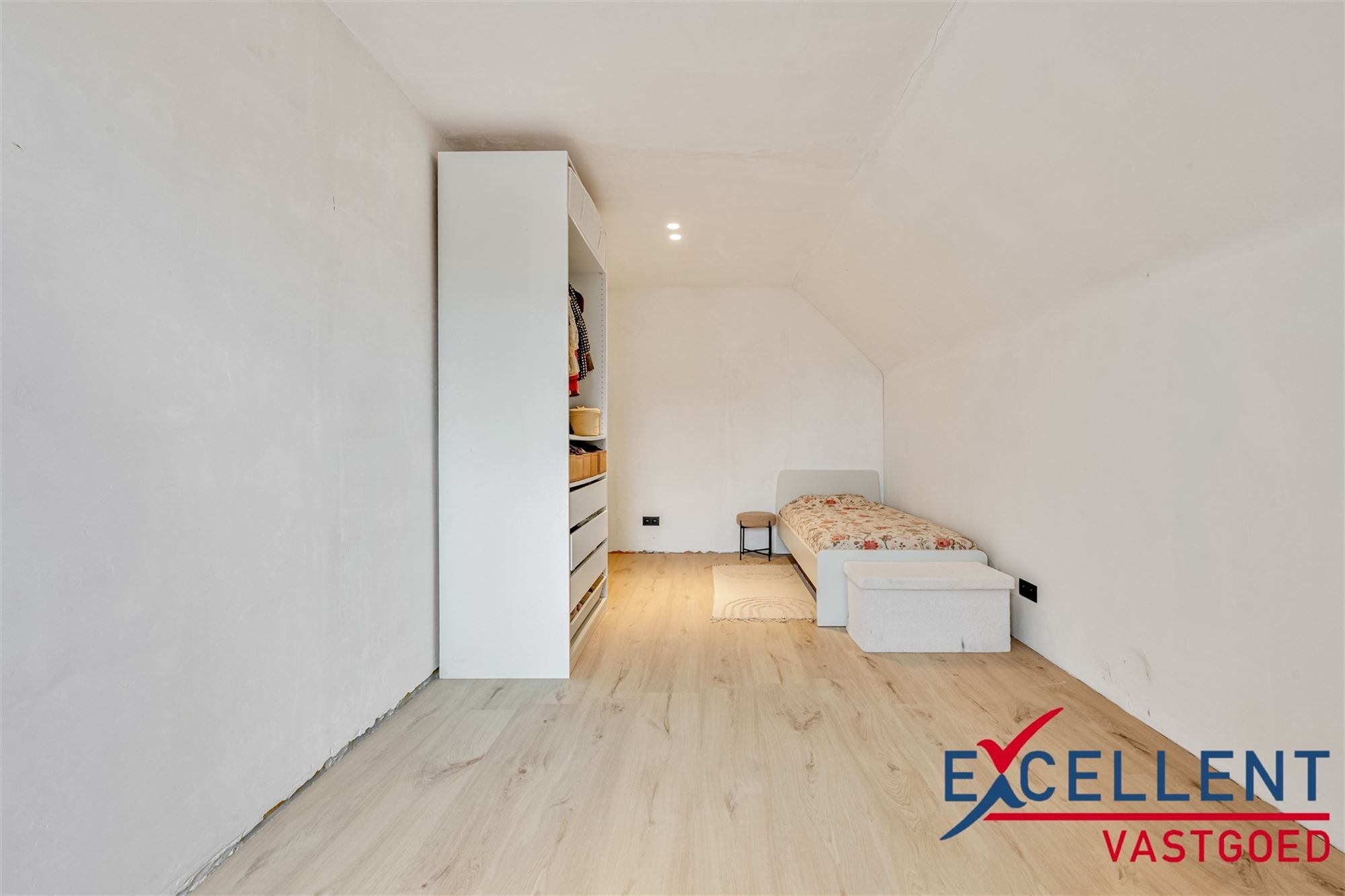 Ideaal gelegen alleenstaande woning in rustige wijk te Astene foto 11