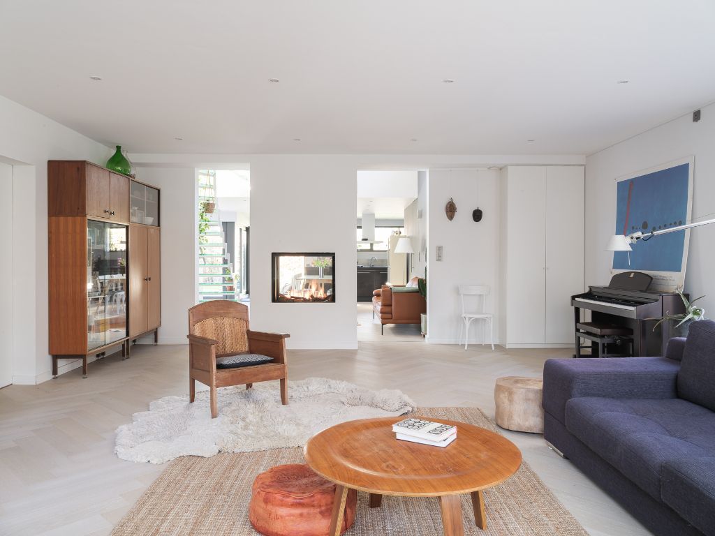 Ruime en energiezuinige woning (A-score) met de mogelijkheid tot combinatie woon/werk op een zeer gegeerde locatie te Sint-Martens-Latem. foto 4