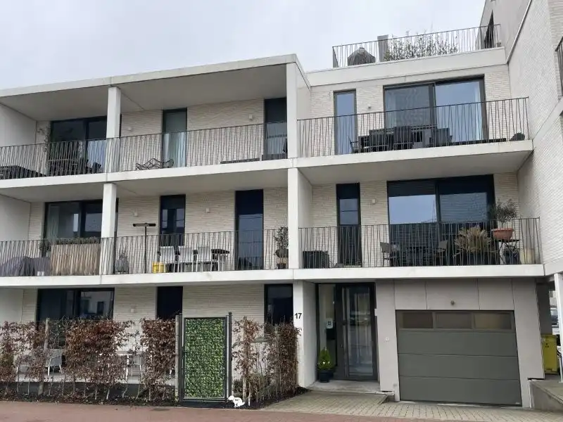 Appartement te koop foto {{pictureIndex}}