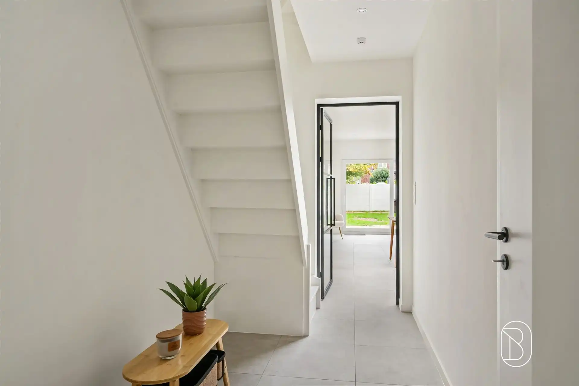 Prachtig gerenoveerde woning met tuin! foto 10