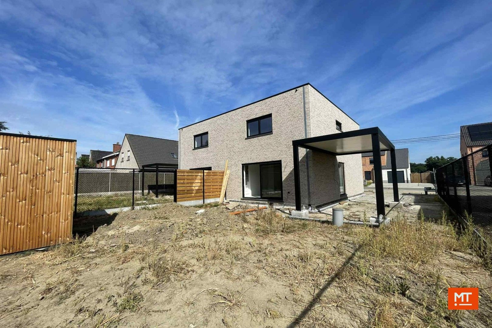 Te huur: Moderne halfopen nieuwbouwwoning met 3 slaapkamers, tuin en carport in Moorslede/Beitem foto 2