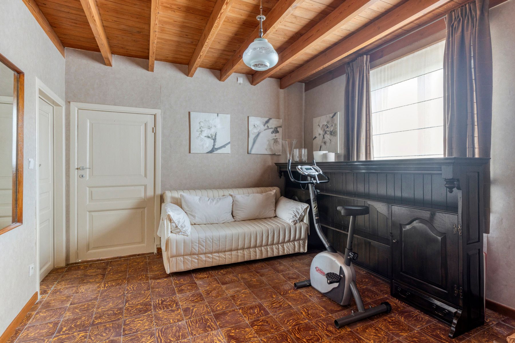 Woning omgeven door weilanden met 5 slaapkamers foto 17