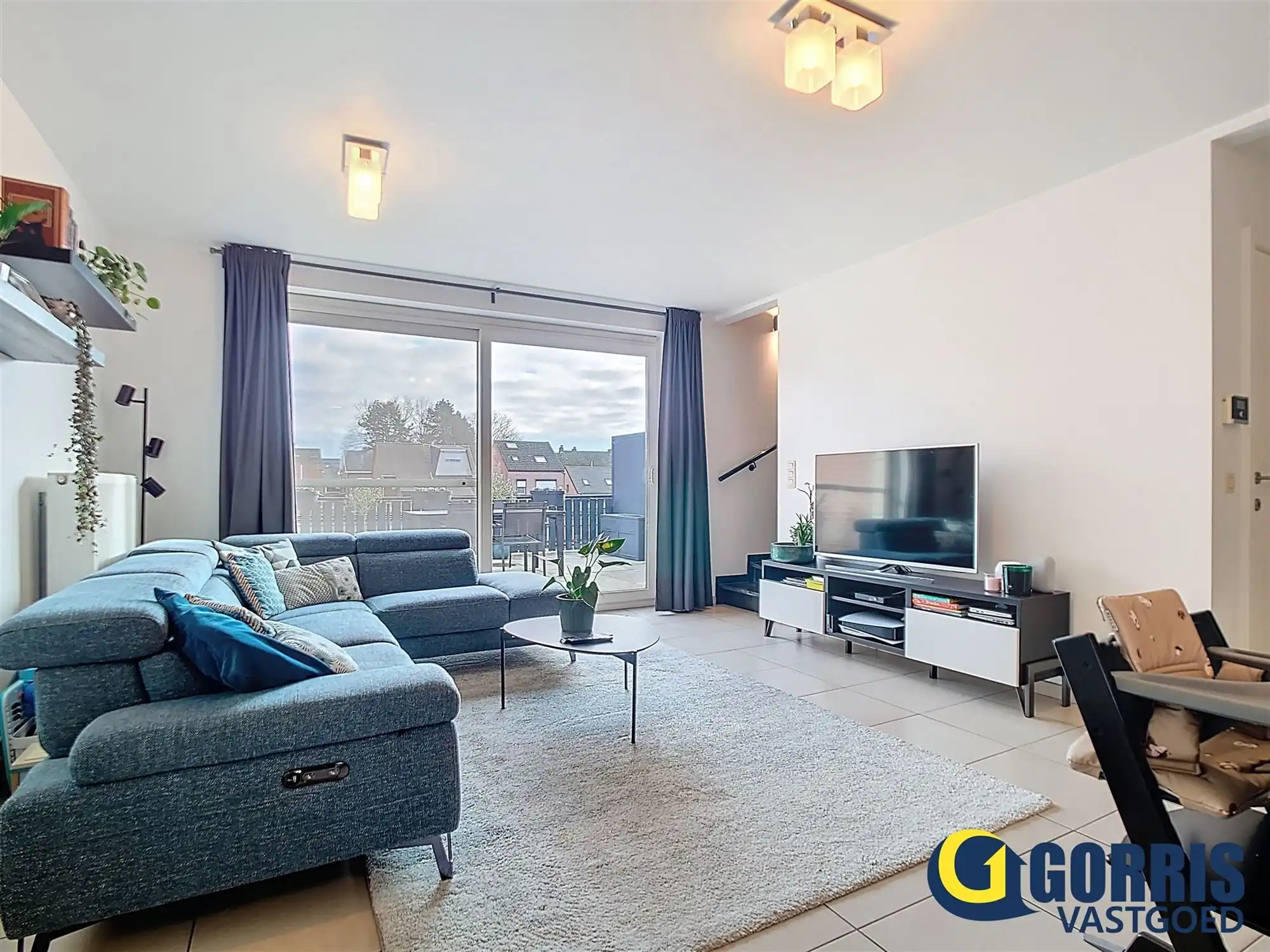 Verzorgd duplex-appartement met ruim terras foto 2