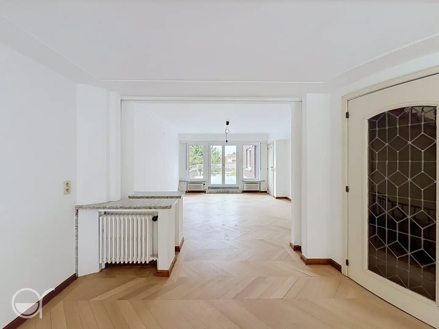 Unieke en ruime rijwoning met garage, tuin en terrassen te huur nabij station Gent-Sint-Pieters foto 11