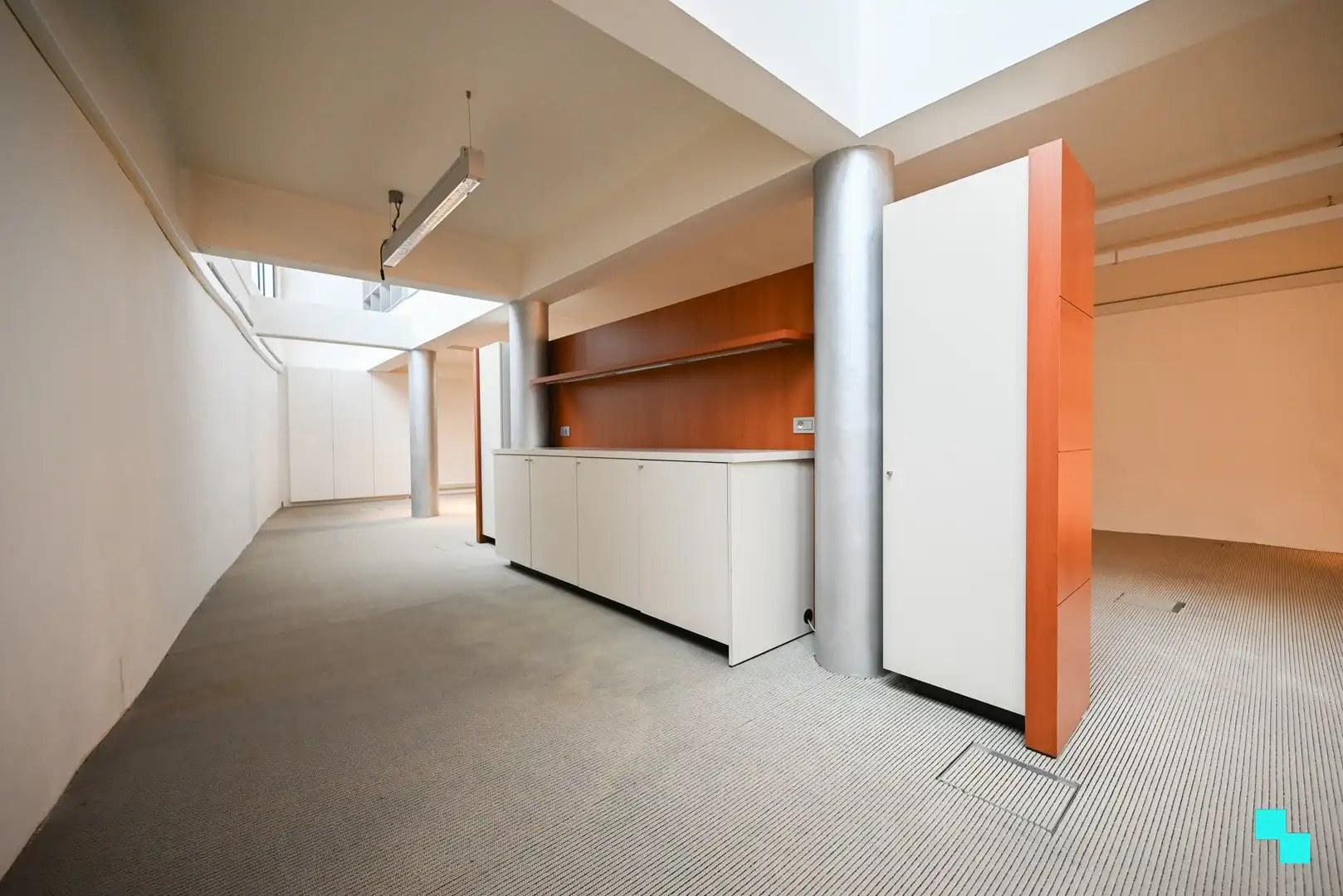 Commercieel gebouw van ca. 206 m² in het centrum van Izegem foto 11