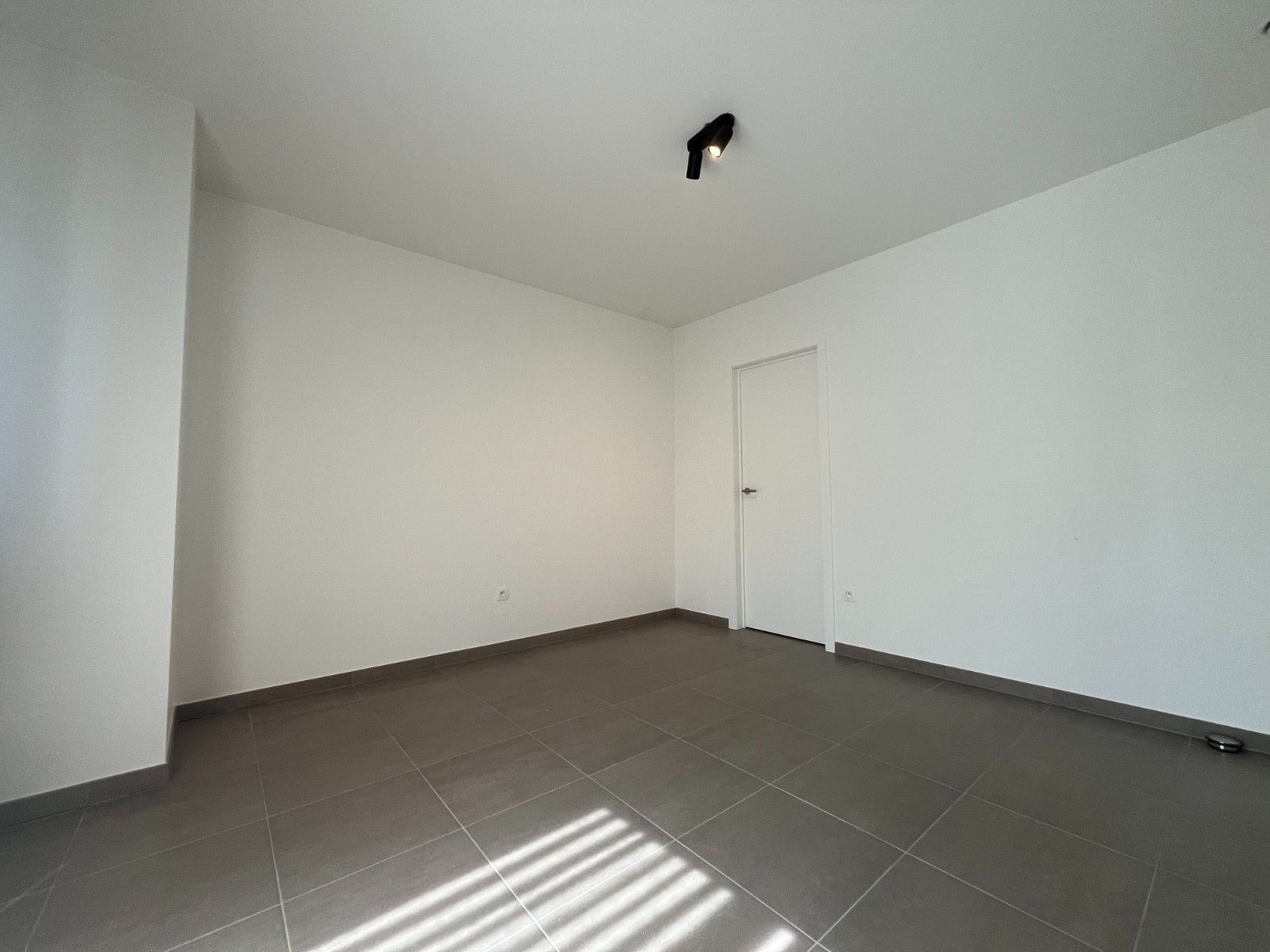 1-slaapkamerappartement in centrum Deinze foto 12