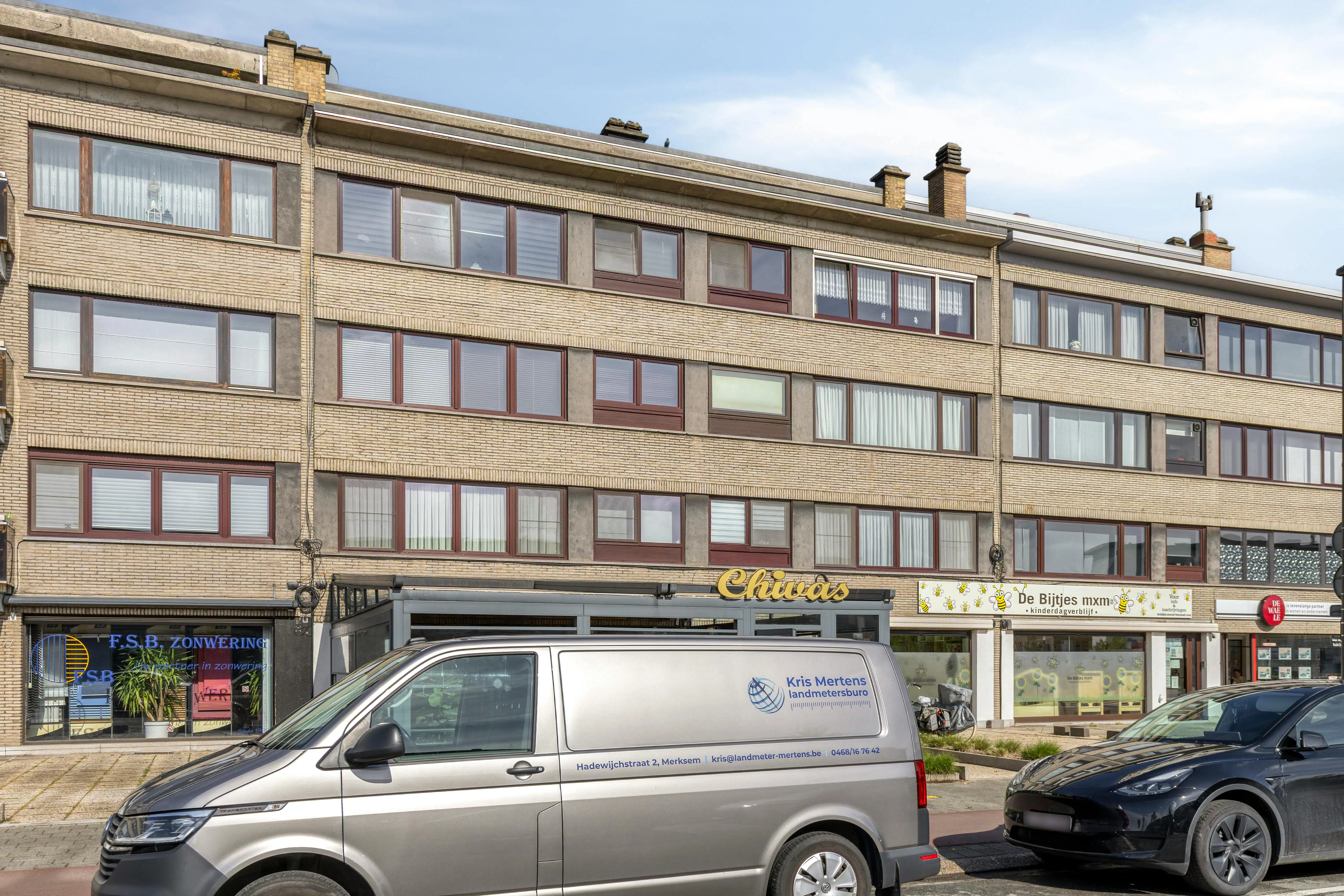 Ruim appartement met terras te koop in Merksem foto 18