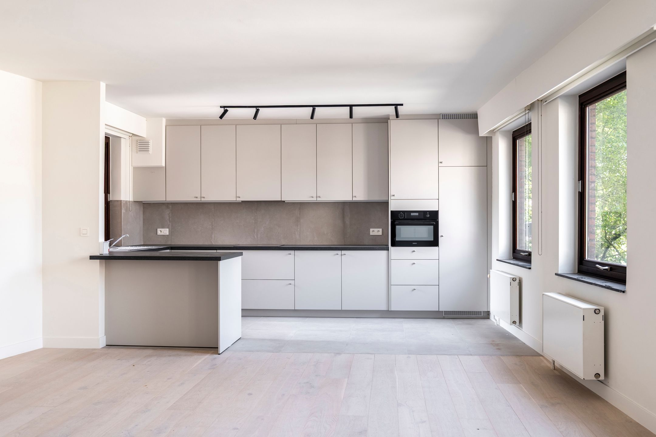 Gerenoveerd appartement 148m² met  groot zonneterras  foto 4