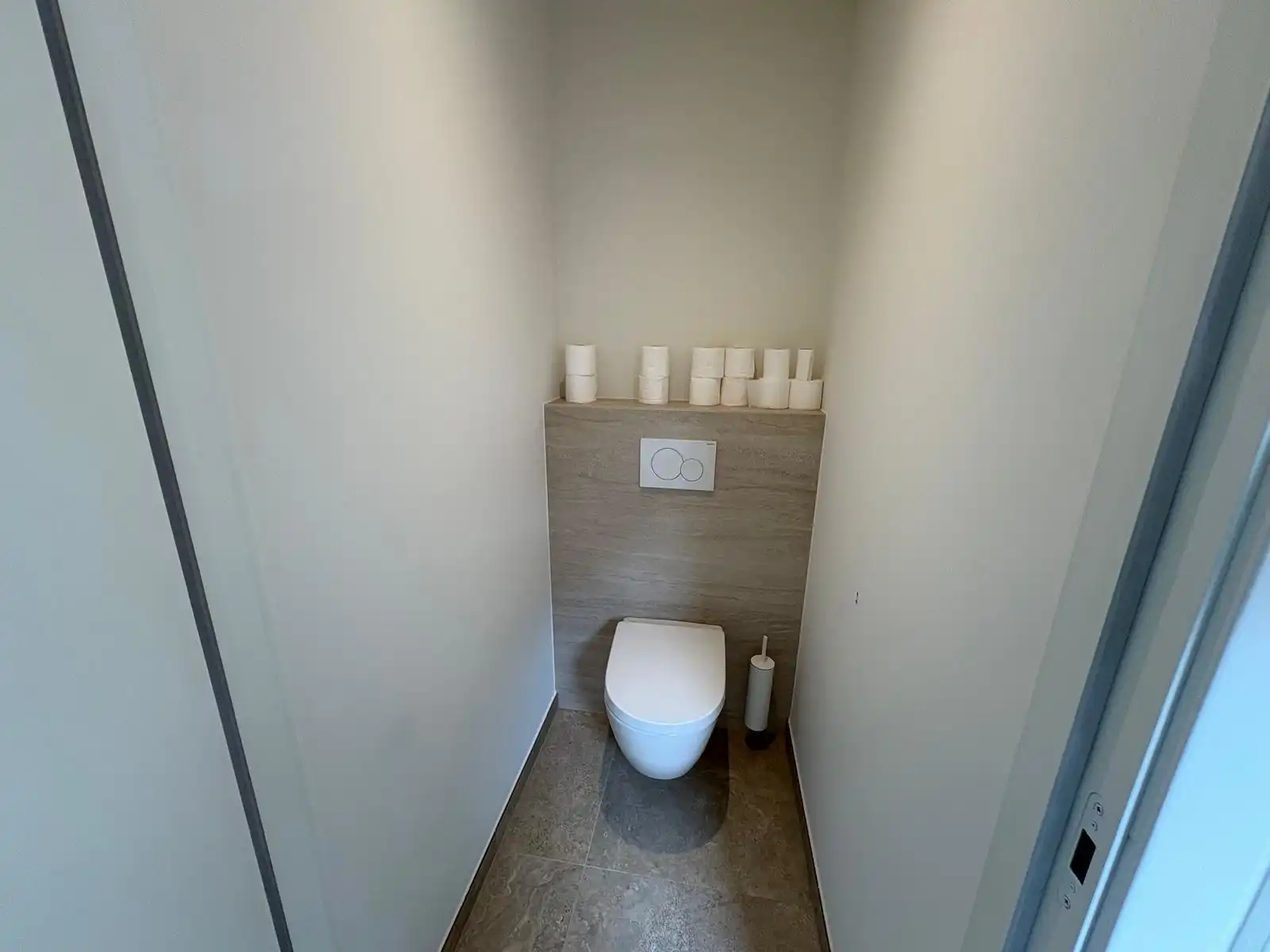 Volledige gerenoveerde woning met 3 slaapkamers in Nijlen foto 11