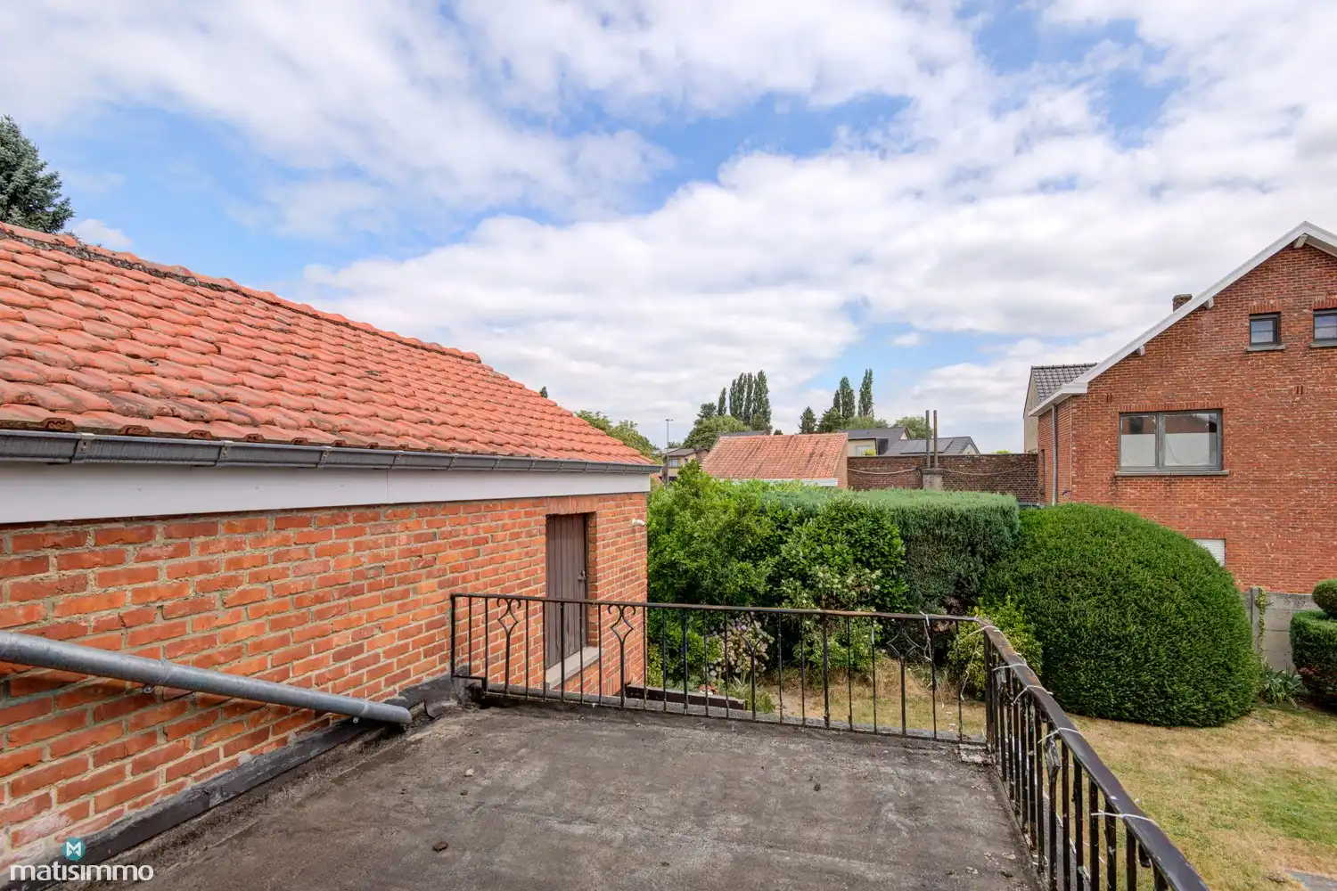 RUIME GEZINSWONING MET 3 SLAAPKAMERS EN EEN RIANTE TUIN OP EEN PERCEEL VAN 1.411 M² NABIJ HET CENTRUM VAN TONGEREN foto 35