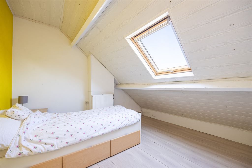 Authentieke woning met 4 slpk en grote tuin foto 20