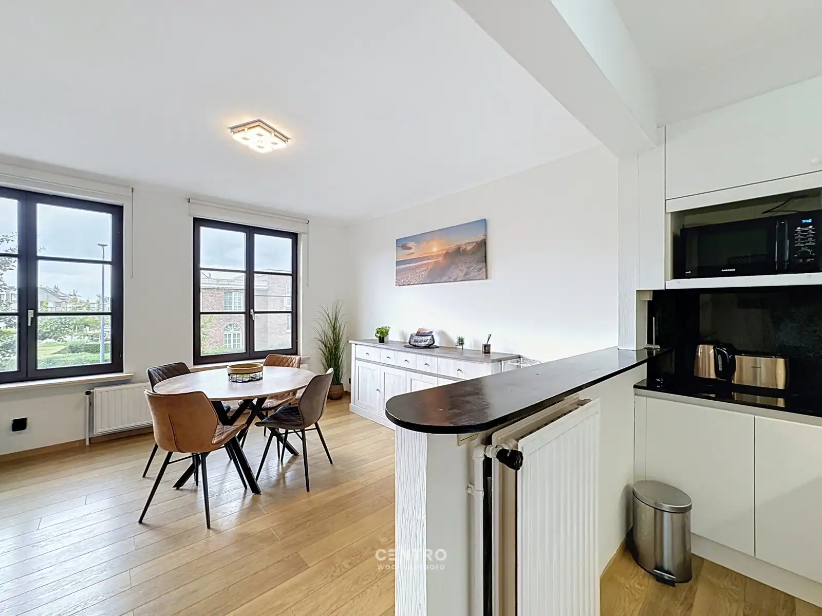 Interessant appartement met 2 RUIME slpks op LEUKE ligging! foto 6