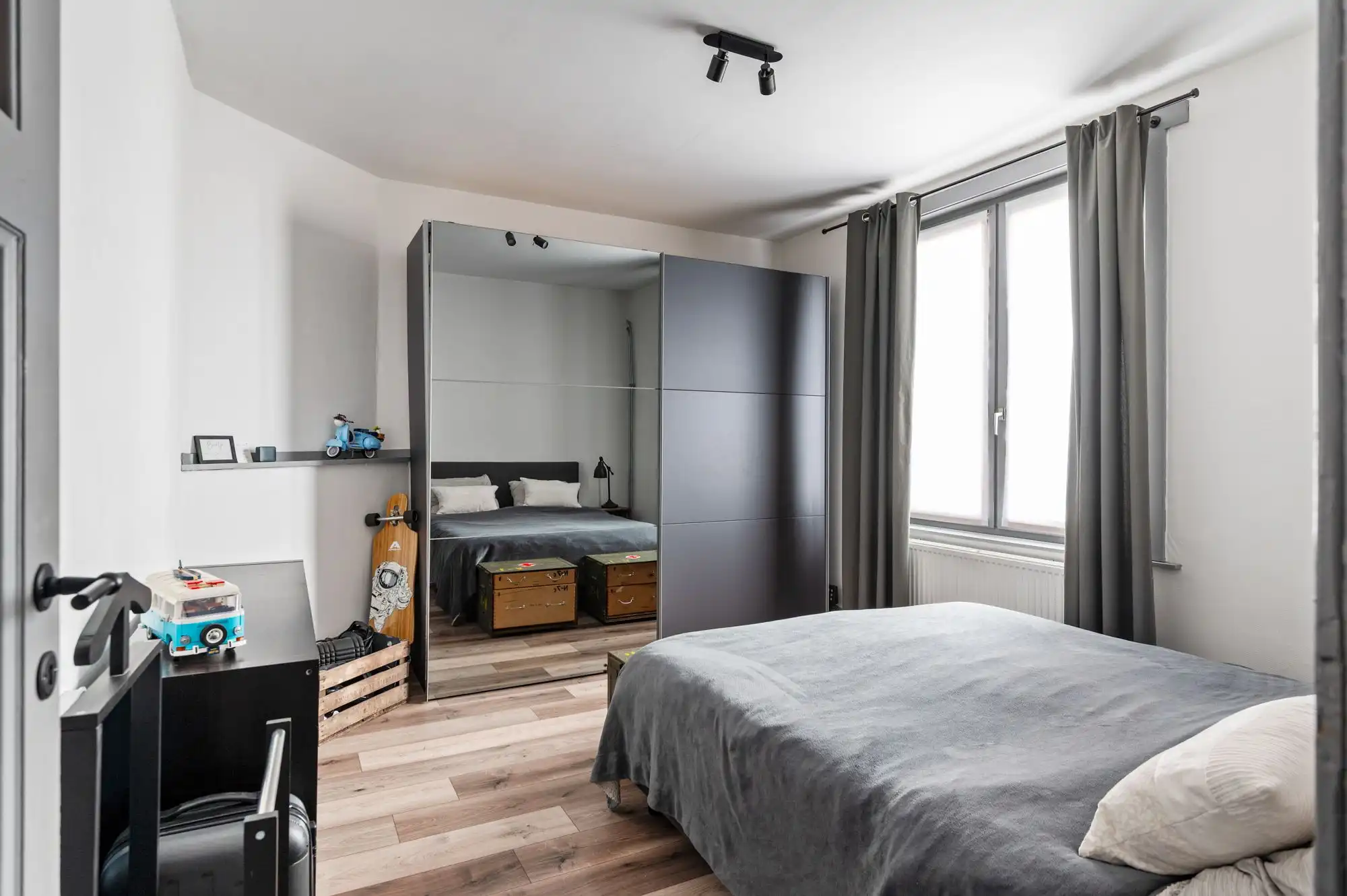 Trendy instapklaar appartement met twee slaapkamers én terras in Essen! foto 7