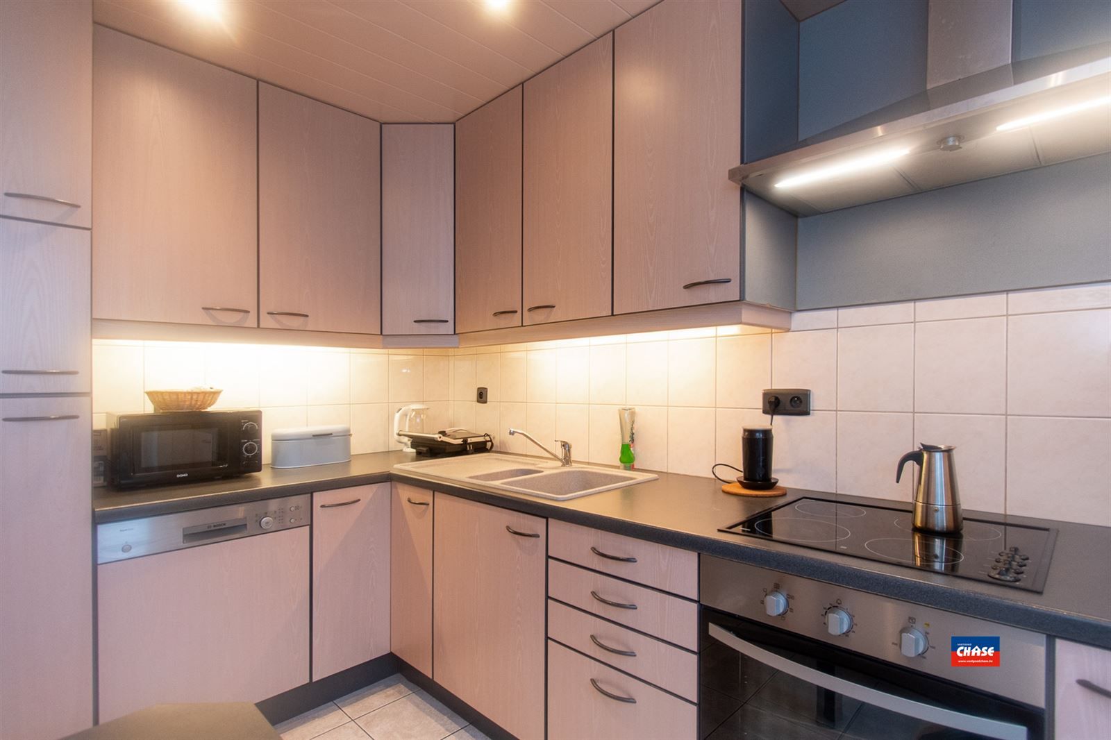 Instapklaar appartement | 2 slpks | garage  foto 4