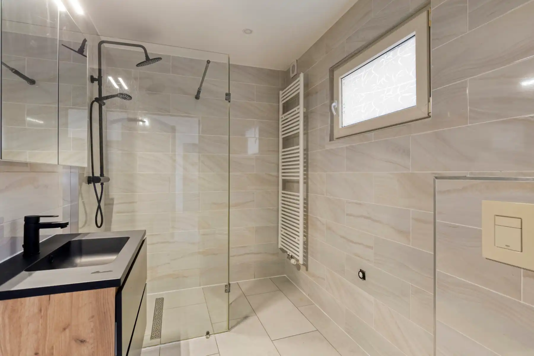 Charmante stadswoning op toplocatie nabij station & fietsostrade foto 7