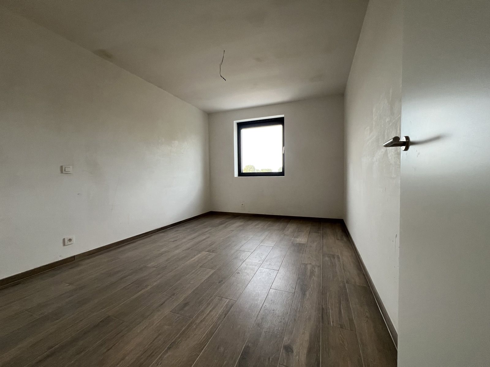 Te huur - Nieuwbouwwoning met  zonnige tuin en carport foto 9