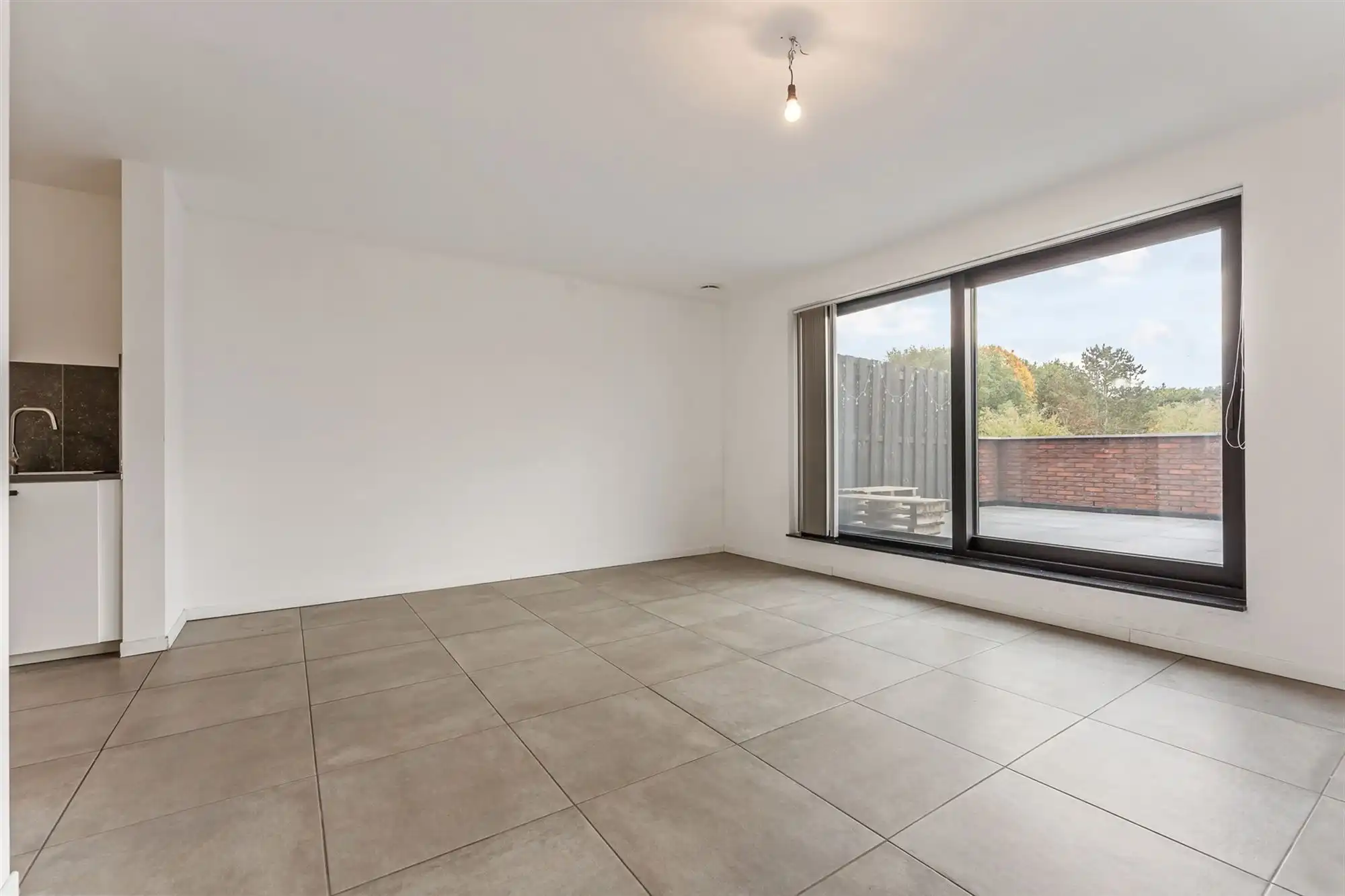 RUIM RECENT APPARTEMENT (2023) MET 2 SLAAPKAMERS TE KORSPEL foto 7