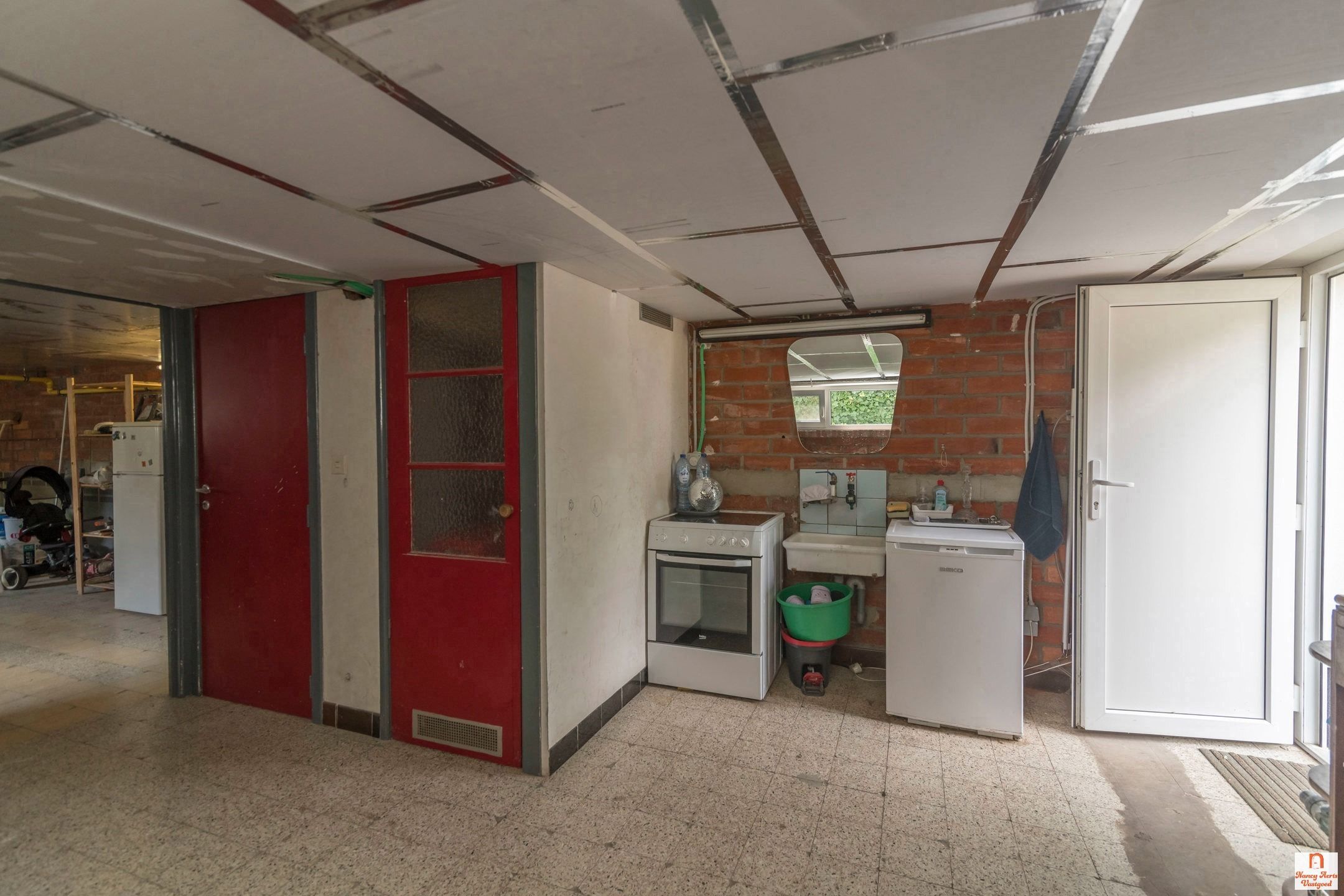 Grondig gerenoveerde splitlevelwoning in een rustige straat foto 29