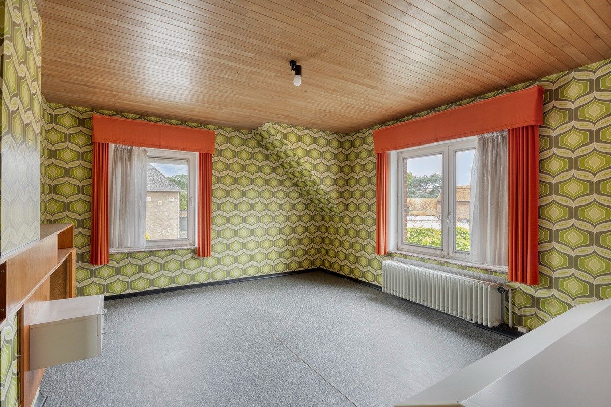 Ruime woning met tuin en 6 slaapkamers foto 14