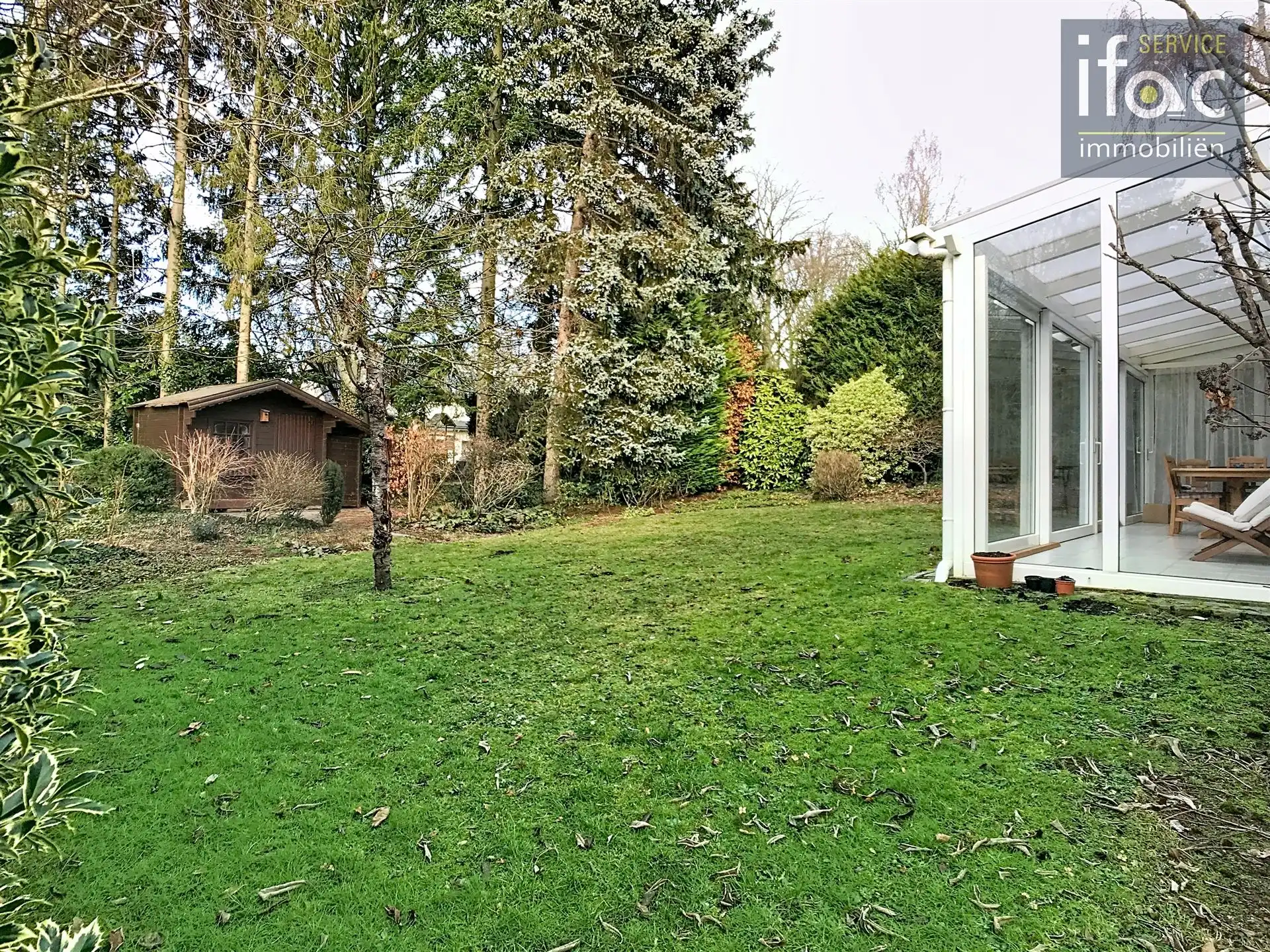 Villa met 4 slaapkamers en tuin foto 18