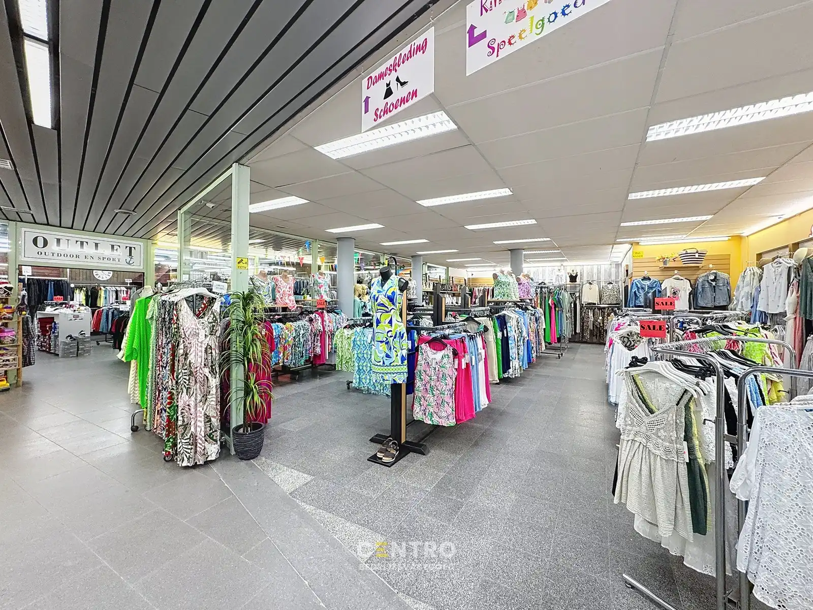 Verhuurd handelspand (650m²) langs de Zeedijk, inclusief 3 studio's! foto 8