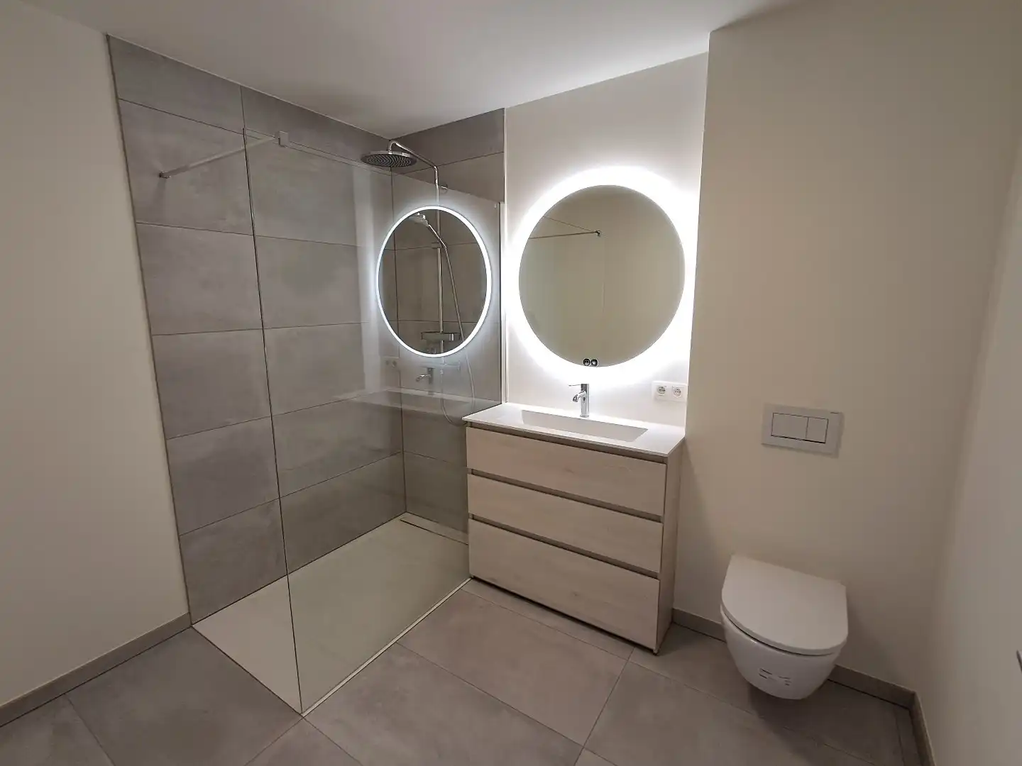 Gezellig appartement te Oedelem! foto 8