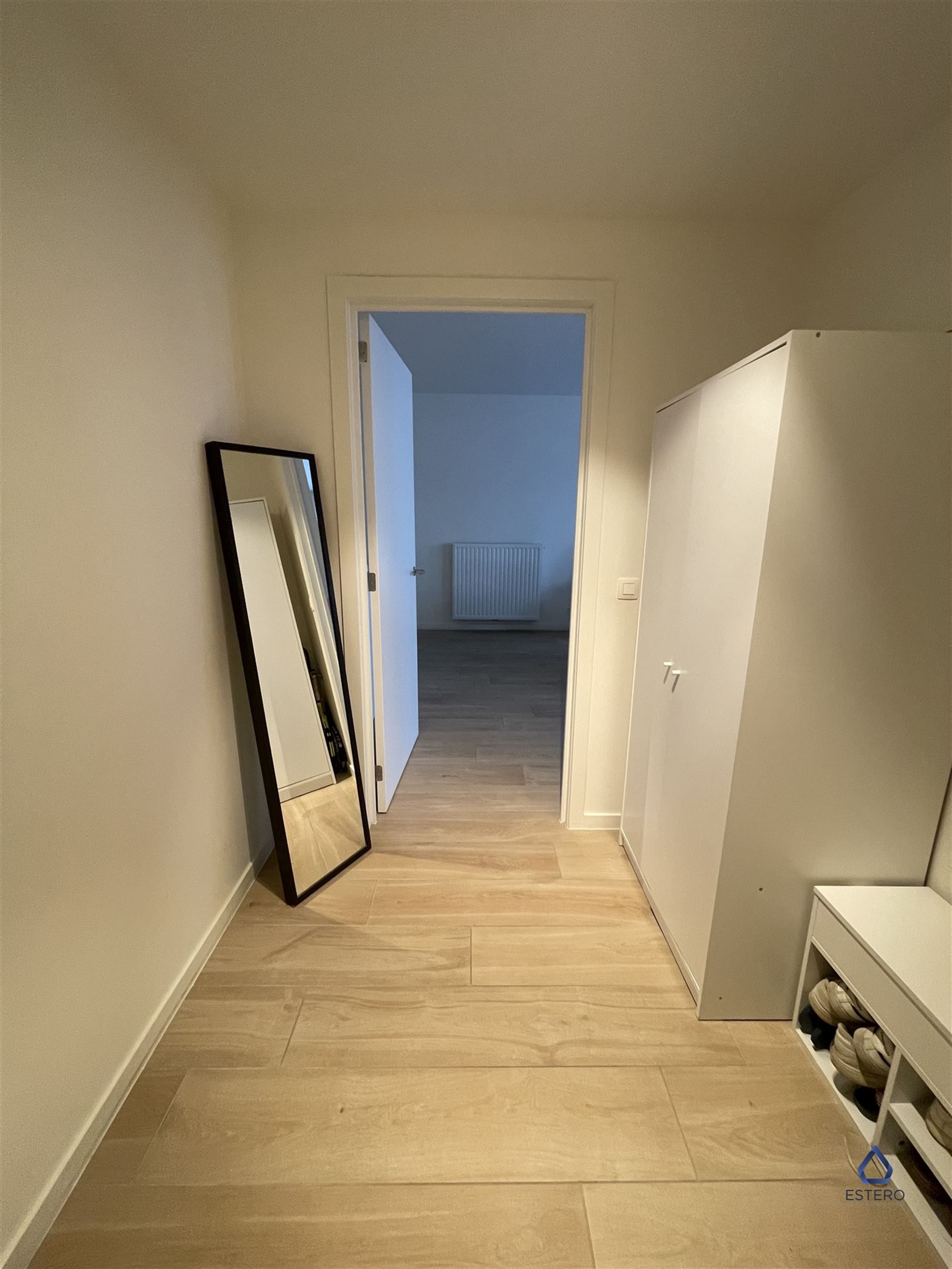 Nieuwbouw met 3 slaapkamer en 2 badkamers + parking foto 2