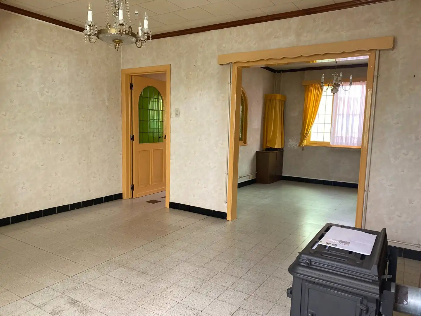 Te renoveren authentieke rijwoning met tuin en garage foto 3