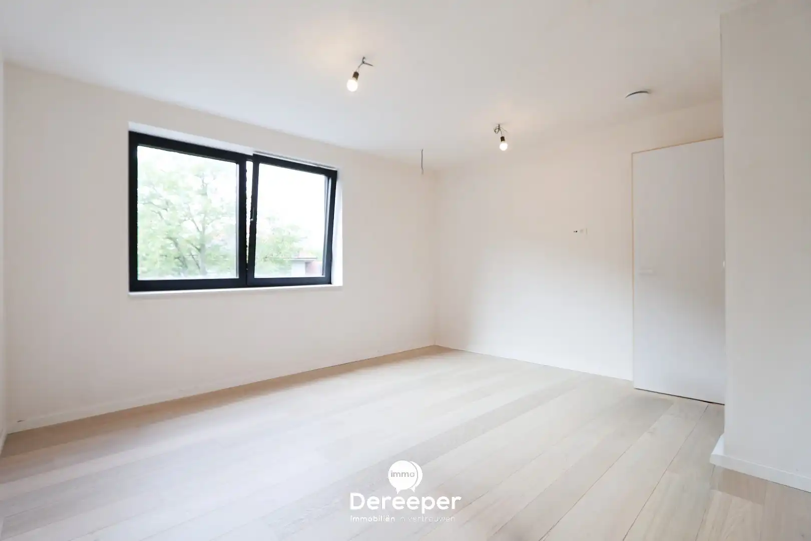 Nieuwbouwwoning met 4 slaapkamers op een uitstekende ligging in centrum Jabbeke foto 26