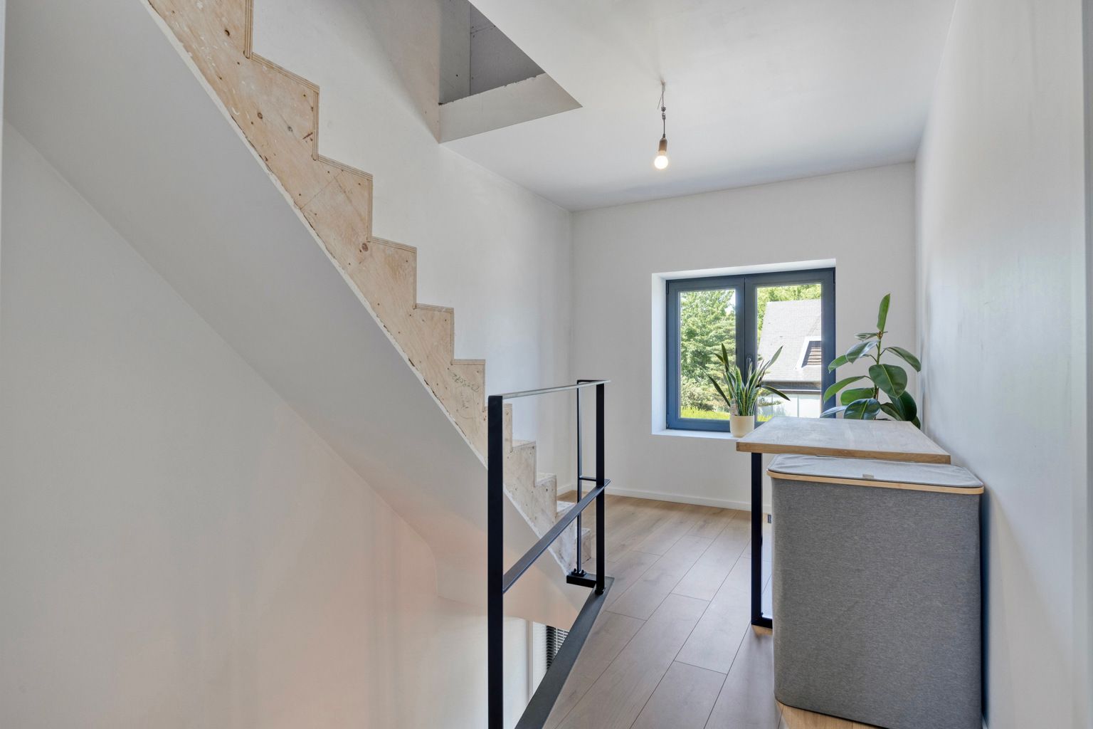instapklare, volledig gerenoveerde woning met tuin in Tienen foto 16