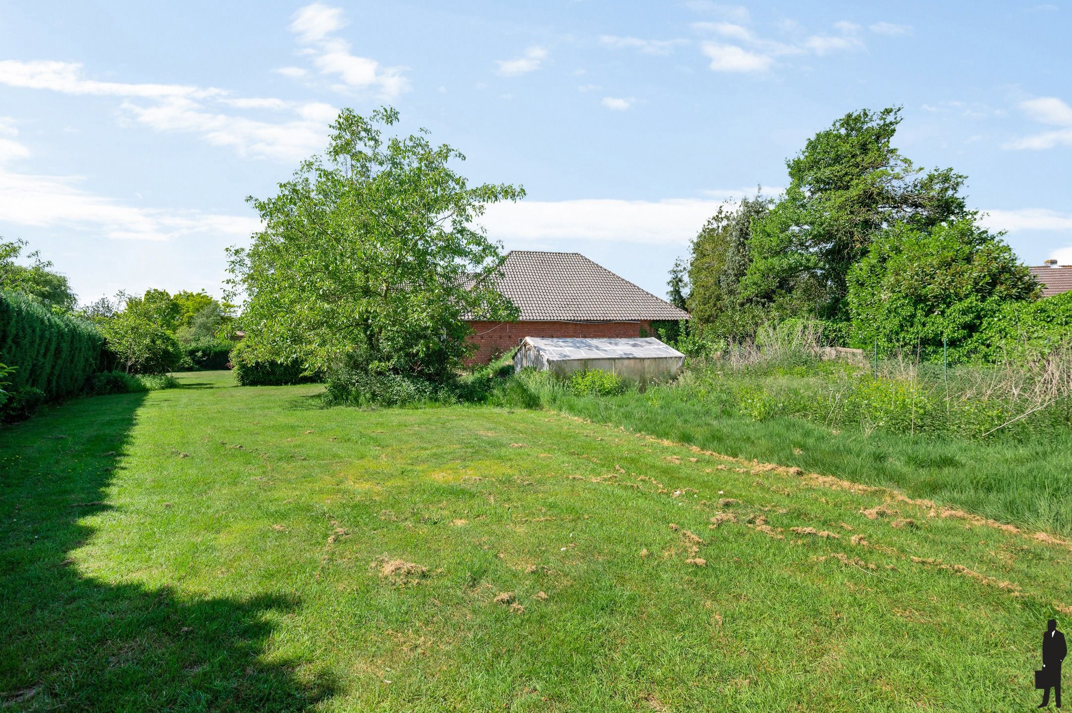 Riante hoeve met bijgebouw foto 33