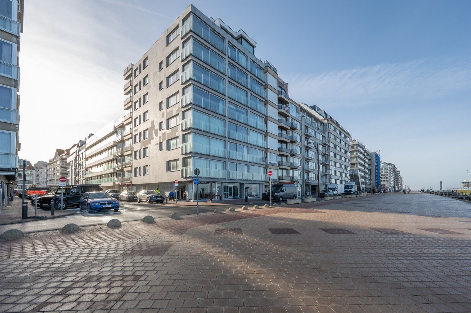 Pop-up Art Gallery (maandbasis) Zeedijk Knokke  foto 8