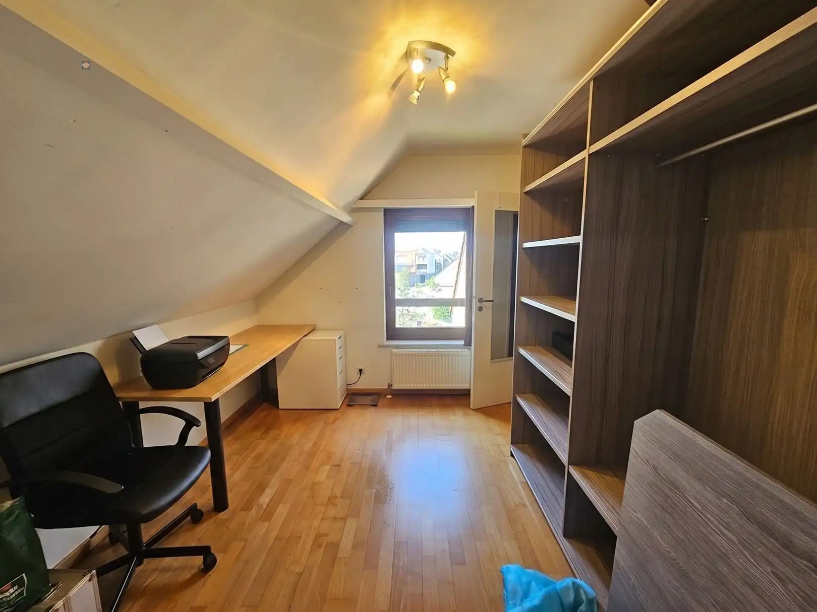 Ruim duplexappartement met garage foto 15