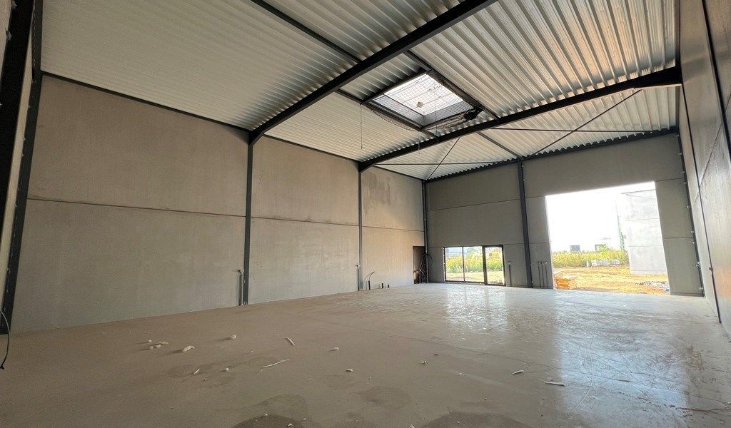 Opslagruimte te huur in bedrijvenpark Kunstdal te Eeklo foto 6