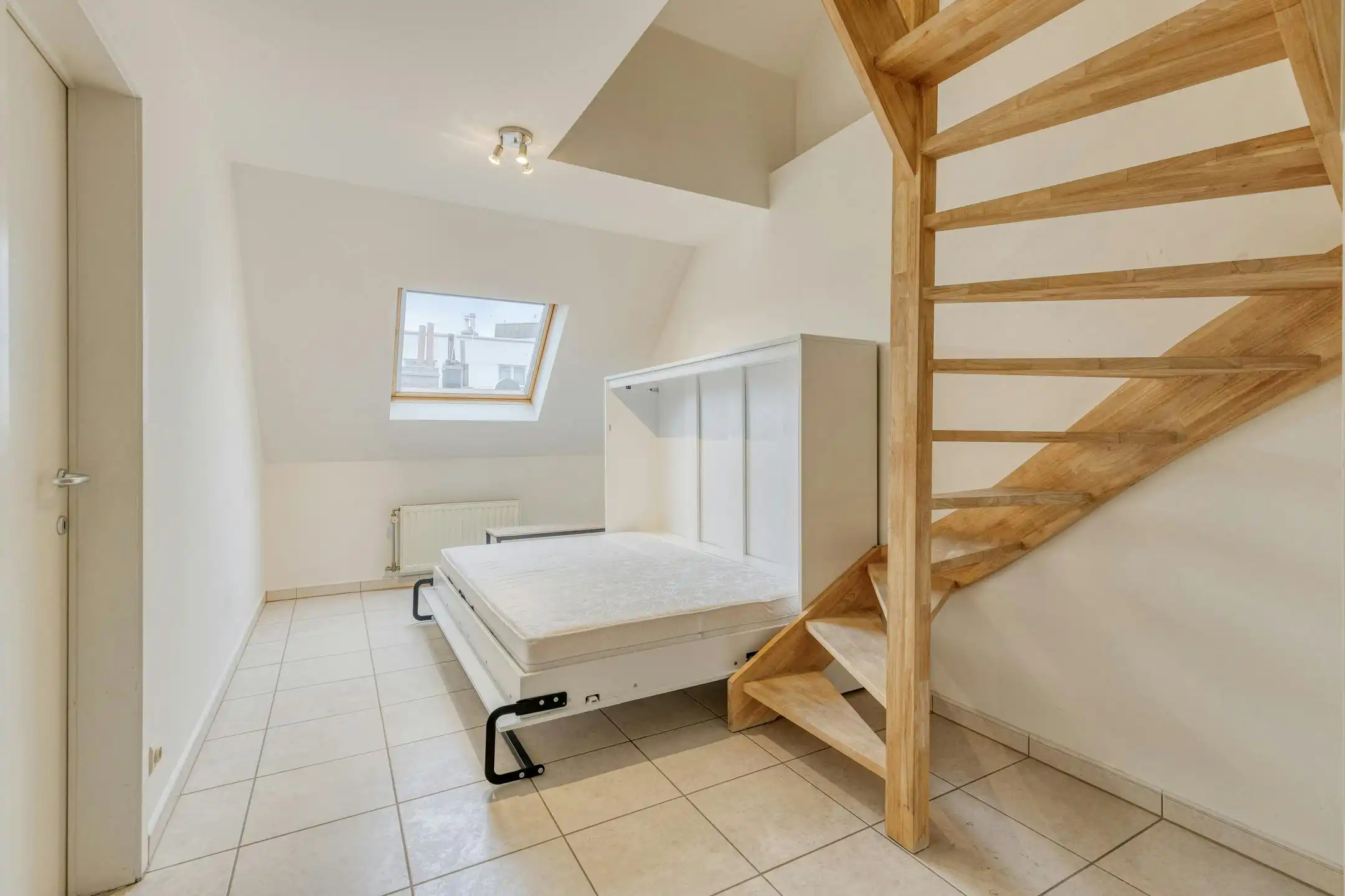 Lichtrijk duplex appartement te koop in centrum blankenberge foto 7